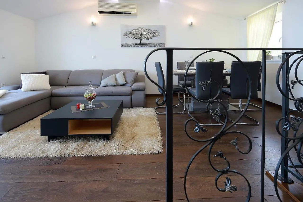 Lux Seaview Apartment Poljane Icici Croatia