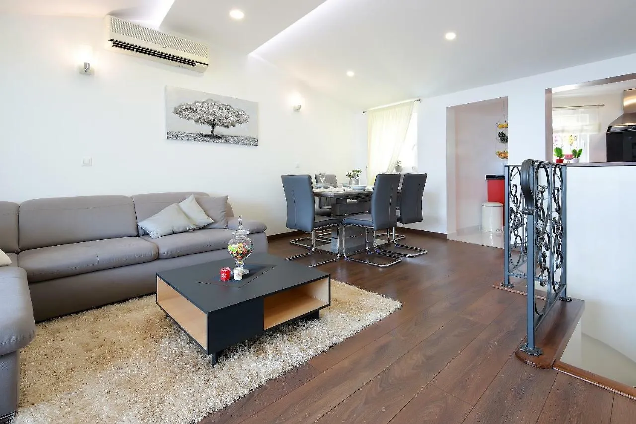 Lux Seaview Apartment Poljane Icici Croatia